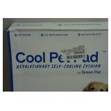 Green Pet Self-Cooling Cushion - Large 23.6'x35'