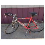 GENIESIS PRO  ROAD TECH 700C 10 SPEED (ALMOST LIKE NEW)