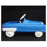 HIGHLY COLLECTIBLE 1959 GARTON KIDILAC PEDAL CAR (REDONE)