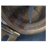 ANTIQUE ? VINTAGE ?  BRASS BRUNTON STYLE CUMPASS.