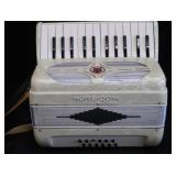 VINTAGE MORBIDONI ACCORDION