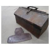 ANTIQUE  BROAD HEAD AXE HEAD / VINTAGE METAL TOOL BOX