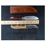 2 NEW KNIVES WITH SHEATHS