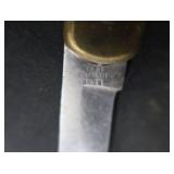 COLLECTIBLE BEAR KNIFE AND POCKET KNIFE
