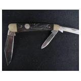 2 VINTAGE FOLDABLE KNIVES
