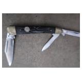 2 VINTAGE FOLDABLE KNIVES