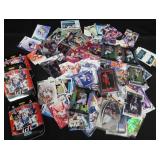 COLLECTIBLE CARDS