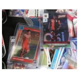 COLLECTIBLE CARDS