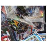 COLLECTIBLE CARDS