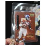 COLLECTIBLE CARDS