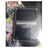 COLLECTABLE CARDS