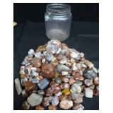 LARGE LOT OF POLISHED AGATES