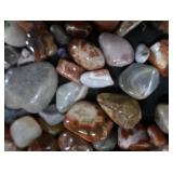 LARGE LOT OF POLISHED AGATES
