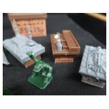 VINTAGE HEROQUEST MINIS/ FURNITURE / WEAPONS AND MORE