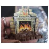 VINTAGE HEROQUEST MINIS/ FURNITURE / WEAPONS AND MORE