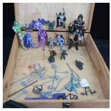 VINTAGE WOODEN BOX / VINTAGE GARGOYLES ACTION FIGURES
