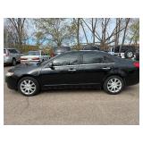 2010 LINCOLN MKZ *All Wheel Drive* (NO RESERVE)
