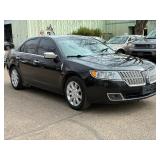 2010 LINCOLN MKZ *All Wheel Drive* (NO RESERVE)
