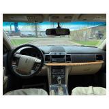 2010 LINCOLN MKZ *All Wheel Drive* (NO RESERVE)