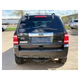 2011 FORD ESCAPE LIMITED (NO RESERVE)