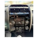 2011 FORD ESCAPE LIMITED (NO RESERVE)