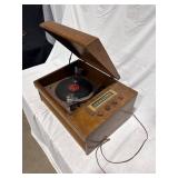 Vintage Air-King Radio Phonograph