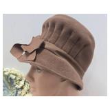 Group of Vintage Ladies' Hats & Genuine Mink Stole / Collar Wrap