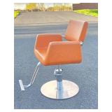 Nice Condition Hydraulic Swivel Barber Style Chair