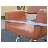Nice Condition Hydraulic Swivel Barber Style Chair