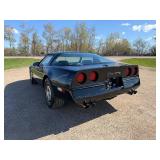 1985 Chevrolet Corvette! only 25,000 miles! 1 owner!