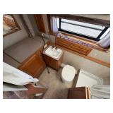 2008 HI-LO camper