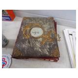 Twins Wheaties Box, Heinz Catchup Toy, Centennial Sticker, Vintage photo albums and lots more see pics