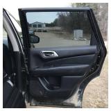 2015 Nissan Pathfinder SL FWD
