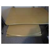 Computer desk (has one broken rear ...