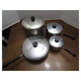 Revere Ware  Cookware set with li...