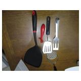 Kitchen Utensils (plastic funnels, ...