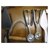 Bakeware  (2) round cake takers, ...