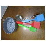 Measuring cups, measuring spoons, a...