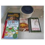 1 Qt Rival small crockpot with 4 co...