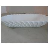 Milk glass (4 pieces) Fire King bat...