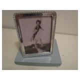 Frames  Small Oval 8 x10, Large O...