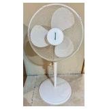 Duracraft Stand-Up Fan