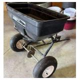 Craftsman Pull-Behind Fertilizer Wagon