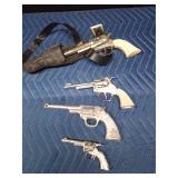 Vintage 3 Metal and 1 tin toy guns and 1 holster (Ku Gore, Frandine #1724708, H, Pony Boy)