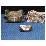 Mossy Oak and Real tree purses with matching Mossy Oak wallet