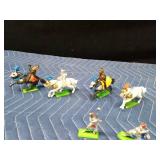 Set of Britain LTD 1971 Deetail Medieval knights and horses with metal bases and more