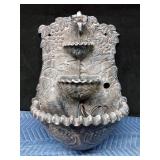 Wall hanging fountain