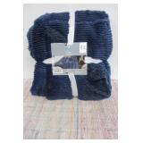 Comfort Bay 50 in x 60 in Cozy Throw