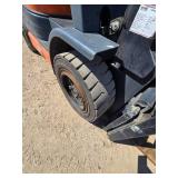 1996 Toyota 52-6FGU30 6000lb LP Forklift