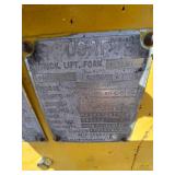 1981 Allis-Chalmers ACP50 Diesel Forklift